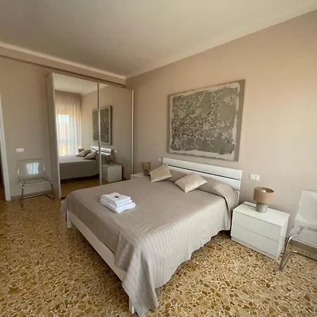 Apartment Casa Mirfak Pisa